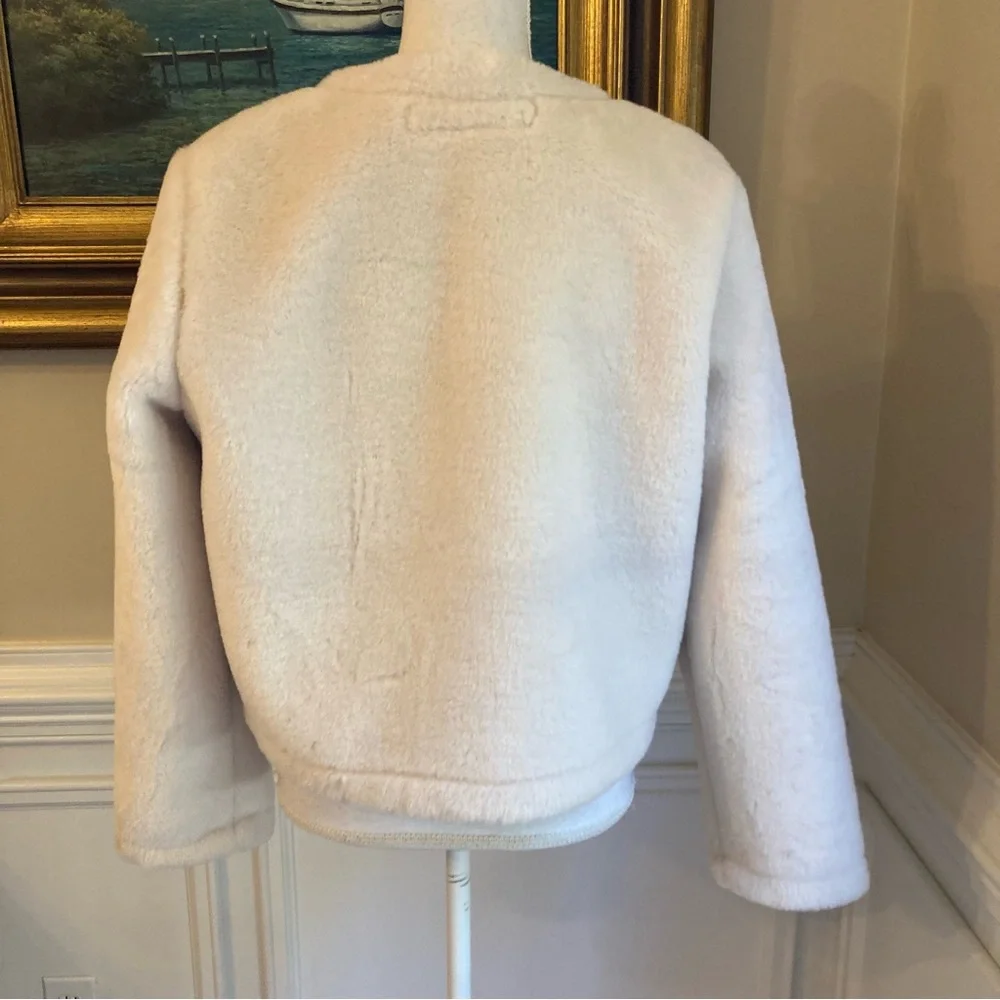 ZARA Cream Double Face Faux Shearling Fur Peg Strap Closure Collarless Jacket